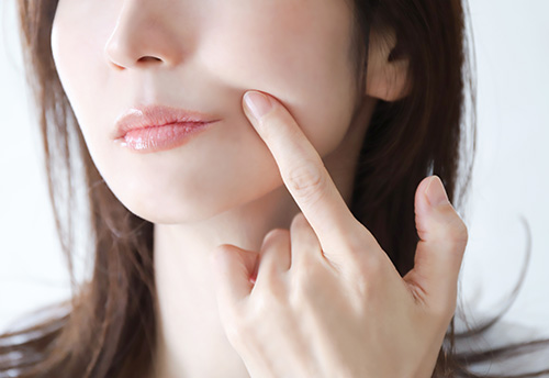 失敗しないジョールファット除去とは？へこみ・くぼみを防ぐために